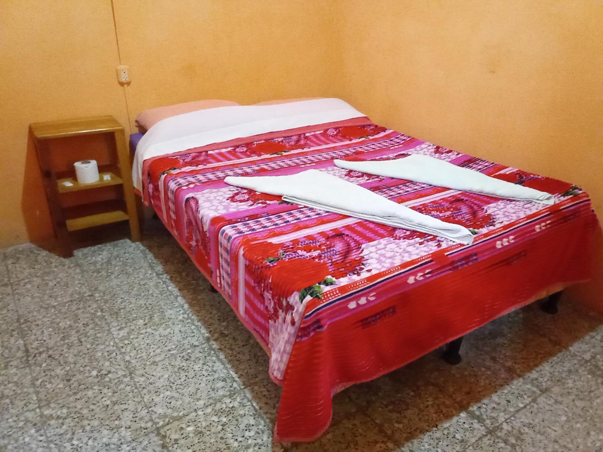 Hospedaje Santo Domingo Panajachel Eksteriør billede