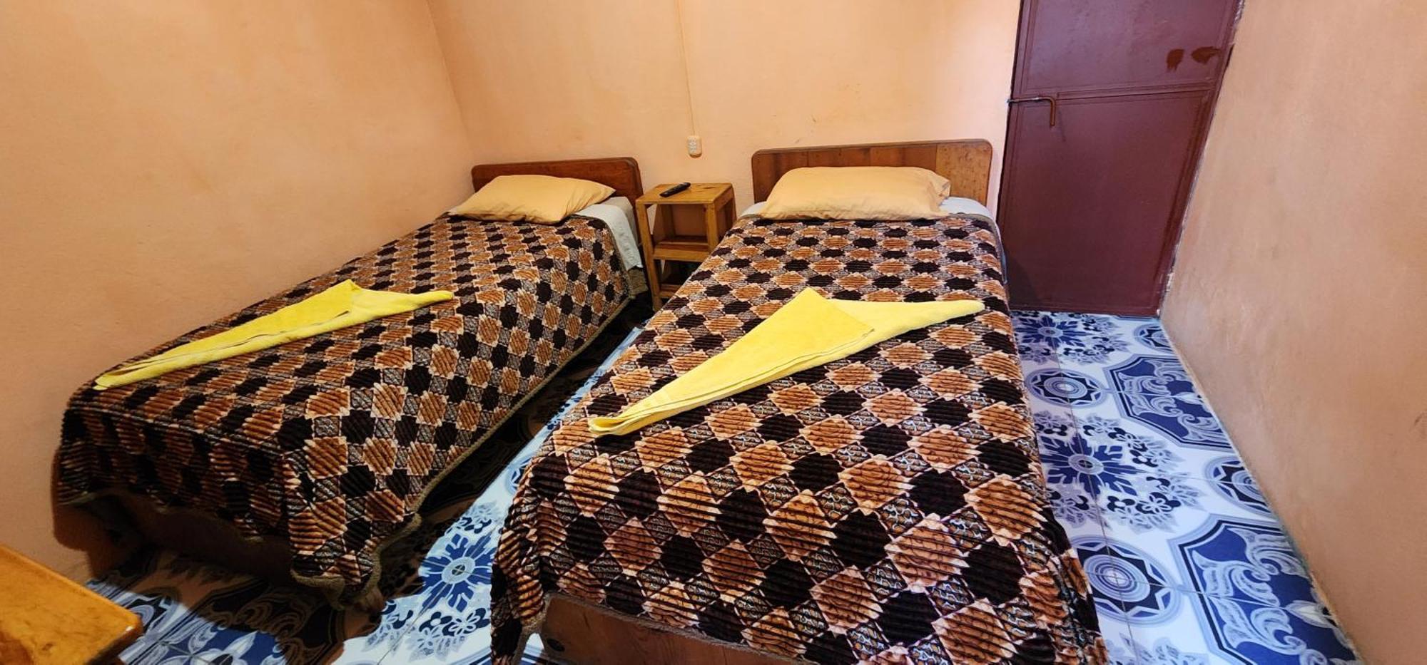 Hospedaje Santo Domingo Panajachel Eksteriør billede